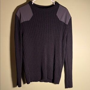 Patagonia Men's Black Ribbed Crewneck Sweater